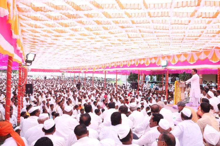 *श्री विठ्ठल कारखाना सभासदाच्या ऊसाला २५०० /- दर देणार :- चेअरमन अभिजीत पाटील*