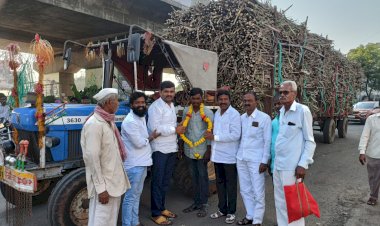 पंढरपूरच्या ऊस परिषदेनंतर 'जनशक्ती'ची गांधीगिरीने आंदोलनाला सुरुवात