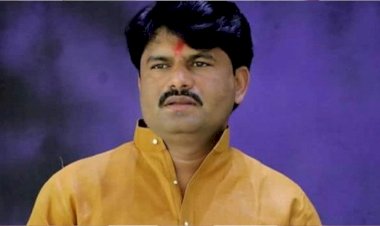 अहो गोपीचंद पडळकर, सांगा आता मुके, बहिरे कोण हो - कांदा उत्पादक शेतकऱ्यांचा सवाल