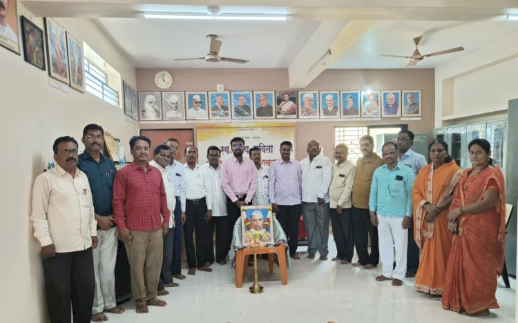 यशवंतराव चव्हाण यांनी सुसंस्कृत राजकारणाचा पाया घातला - दत्ता सरगर