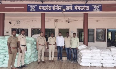 मंगळवेढा  पोलीसांची धडाकेबाज कामगिरी ,अवैद्य गुटखा वाहतूक करणारा ट्रक पोलिसांच्या ताब्यात