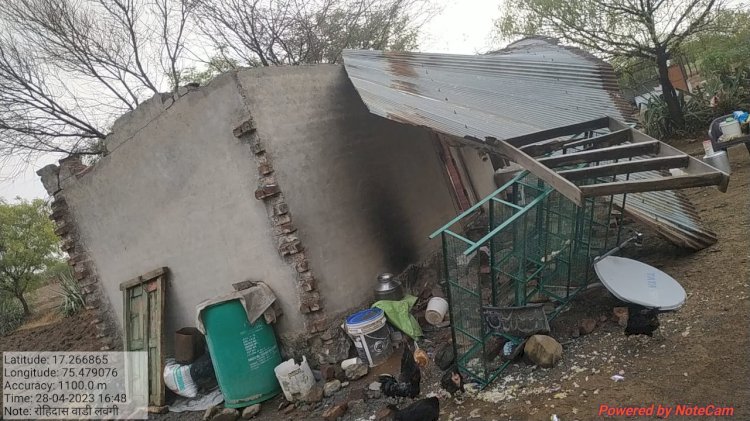 वादळी वार्‍यामुळे मंगळवेढ्यात चार घरावरील पत्रे उडून गेल्याने गाेर गरीबाचा संसार आला उघड्यावर