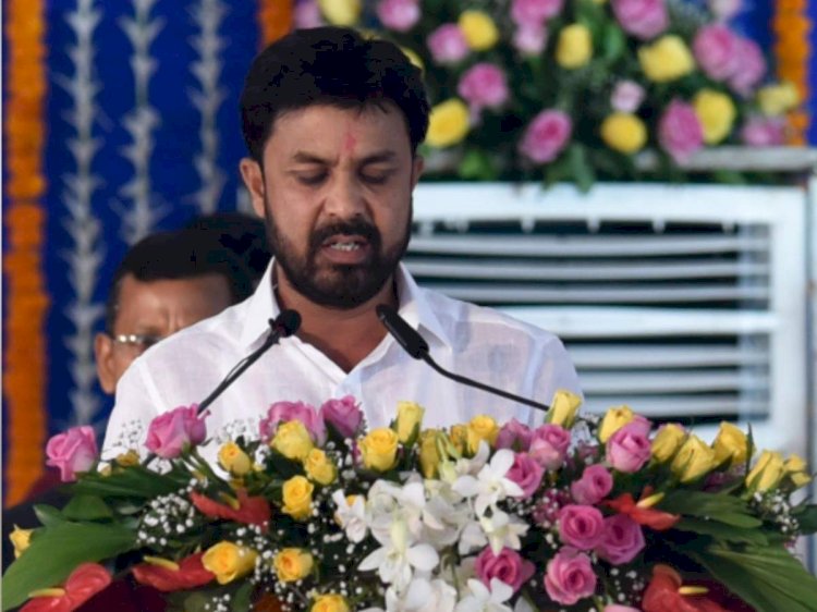 क्रीडा संकुलच्या माध्यमातून जिल्ह्यात आंतराष्ट्रीय खेळाडू तयार व्हावेत- क्रीडा व युवक कल्याण मंत्री  संजय बनसोडे