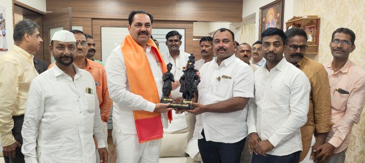 मंगळवेढा तालुक्यातील प्रलंबित चारा छावणी बिलासंदर्भात आ.आवताडे यांची मदत, पुनर्वसन व पुनर्वसन मंत्री ना.पाटील यांच्या समवेत बैठक संपन्न..