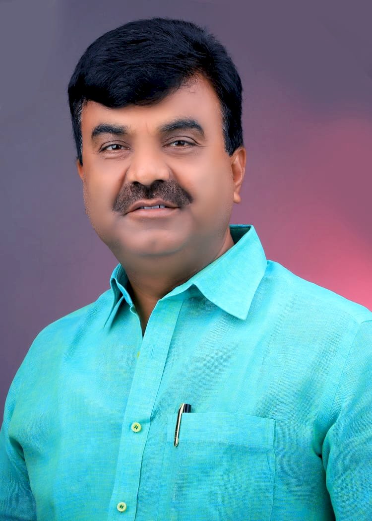 सह. शि. वसंतराव काळे सहकारी साखर कारखान्याचा पहिला हप्ता 2700 रुपये कल्याणराव काळे : गत हंगामातील सर्व देणी बँकेत जमा - चेअरमन कल्याणराव काळे