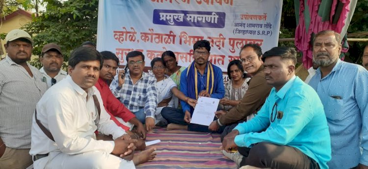 स्वाभिमानी रिपब्लिकन पक्षाचा जबर झटका.... अखेर उपोषणास बसताच स्वाभिमानी रिपब्लिकन पक्षाची मागणी मान्य