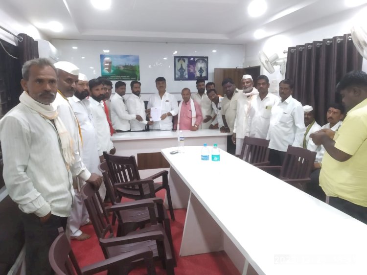 चेअरमन,कल्याणराव काळे  यांचे कडे स्वाभिमानी शेतकरी ट्रॅक्टर मालक संघटनेने केली मागणी...  काळे यांच्या भूमिकेकडे वाहन मालकांचे लक्ष ?