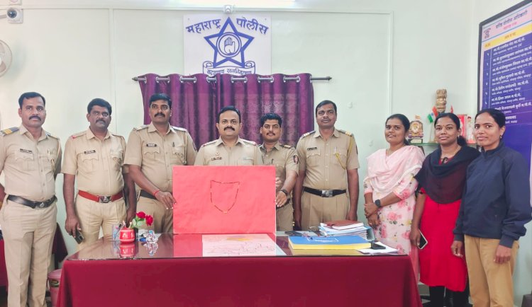 मंगळवेढा शहरातील जबरी सोने चोरी गुन्हयातील महिला आरोपीना अटक करण्यात पोलिसांना यश