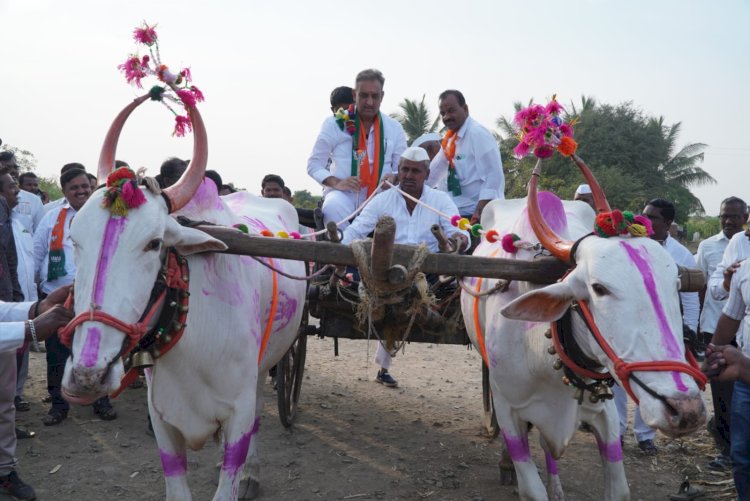 भंडीशेगाव येथे माजी आमदार प्रशांत परिचारक यांचे "गाव चलो अभियानास, नागरिकांचा उस्फूर्त प्रतिसाद