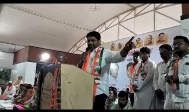 आत्ता तलवार काढली नाही तर परत तलवार काढायला संधी मिळणार नाही - माजी मंत्री सतीश पाटील यांचा भाजपवर हल्लाबोल