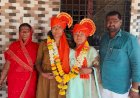 करकंब आदर्श प्रशालेच्या तेजश्री व तृप्ती नागणे या जुळ्या बहिणीचे दहावीच्या परीक्षेत समान गुण ,  खेडभोसे आजोळात नातेवाईकामध्ये यश संपादन केल्याबद्दल आनंदी आनंद