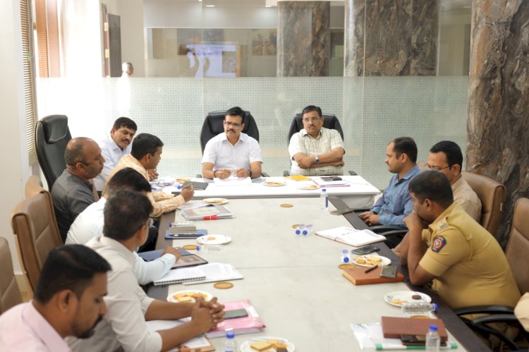 पंढरपूर आषाढीवारीत भाविकांच्या आरोग्य सुविधेसह स्वच्छतेला प्राधान्य द्यावे,    नगर विकास विभागाचे उपसचिव अनिरुध्द जेवळीकर,   अत्यावश्यक सुविधांची कामे  30 जून पर्यत पुर्ण करावीत