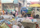 पंढरपूर नगर परिषदेच्या वतीने शहरातील कचरा उचलण्या सोबतच युद्धपातळीवर जंतुनाशक फवारणी  काम सुरू