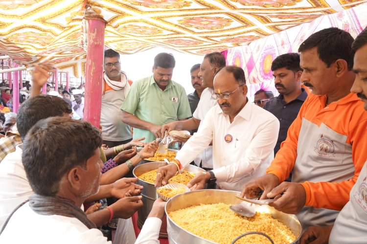 पंढरपूर माघ यात्रा:  लाखो वारकरी भाविकांची यात्रा सुखरूप व भक्तीमय वातावरणात संपन्न...           मंदिर समितीकडून भाविकांना पुरेसा प्रमाणात सोई सुविधा,  दर्शनासाठी 9 पत्राशेडची उभारणी,  सुमारे पाच लाख भाविकांनी पदस्पर्श दर्शन व मुखदर्शन घेतले,