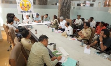 श्री विठ्ठल - रुक्मिणी गाभाऱ्यातील दगडी कामाच्या कोटींगसाठी पुरातत्व विभागाने  लेखी अहवाल द्यावा -  सह अध्यक्ष गहिनीनाथ महाराज औसेकर यांच्या सुचना,                                                         मंदिर समितीची सभा संपन्न; सुरु असलेली कामे 5 जून पुर्वी पुर्ण करावीत