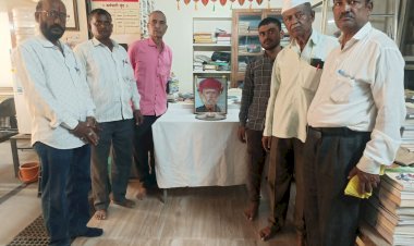 श्री वर्धमान जैन सार्वजनिक तालुका वाचनालय बार्शी येथे महात्मा ज्योतिबा फुले यांची जयंती साजरी..