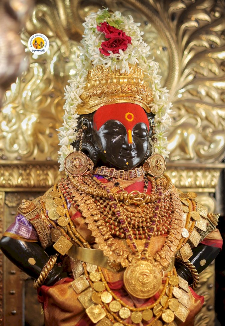 अक्षयतृतीया निमित्त श्री रूक्मिणी मातेस अलंकार परिधान,  आजपासून श्रींच्या महानैवेद्यामध्ये आमरसाचा समावेश,