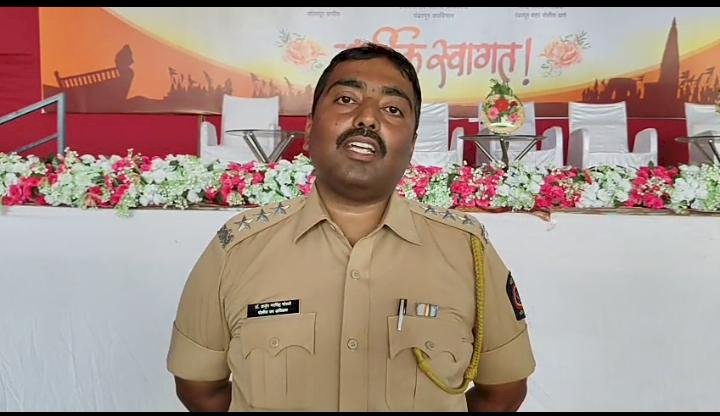 पंढरपुर शहरातील शरीराविषयी गन्हे करणा-या दोन टोळीतील ०७ सराईत गुन्हेगार सोलापुर जिल्हयातुन हददपार..