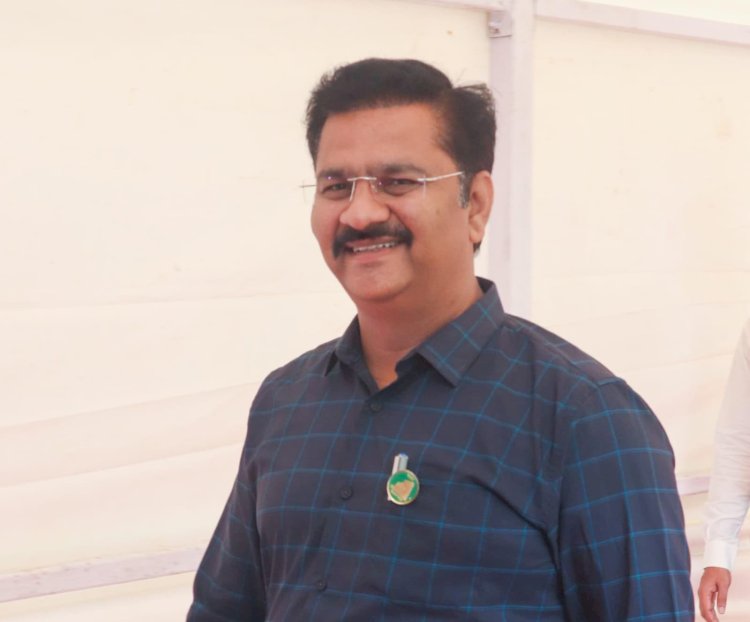 द्राक्ष बागायतदारांच्या नुकसानीबाबत आमदार अभिजीत पाटील यांनी विधानसभेत आवाज उठवला  ◼️ सत्ताधारी पक्षात नाही म्हणून आम्हाला बोलायची संधी दिली जात नाही. मनमानी कारभार खपवून घेतला जाणार नाही - आमदार अभिजीत पाटील.