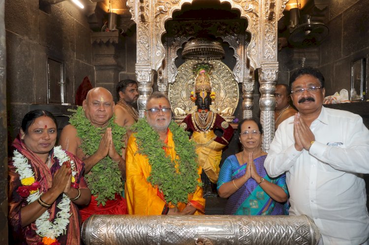 श्री.विठ्ठल - रूक्मिणी मातेची प्रक्षाळपुजा संपन्न.