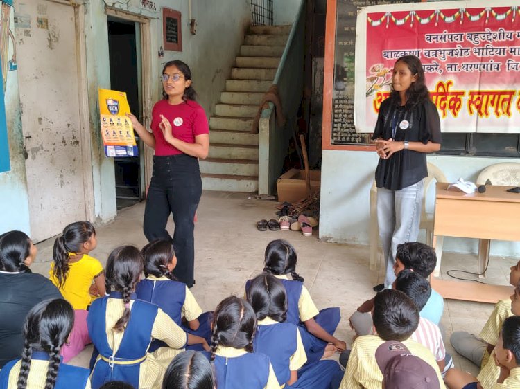 विद्यार्थ्यांनी घेतला सायबर सुरक्षिततेचा धडा; डिजिटल जगात सतर्क राहण्याचा संदेश.
