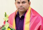 श्री विठ्ठल - रुक्मिणी मंदिर समितीचे  नवे अधिकारी श्रीकांत यादव यांनी स्वीकारला कार्यकारी अधिकारी पदाचा पदभार.  ◾स्वागतासाठी हार-तुरे, पुष्पगुच्छांऐवजी अन्नछत्र व गोशाळेस देणगी द्यावी.  ◾कार्यकारी अधिकारी श्रीकांत यादव यांचे आवाहन.